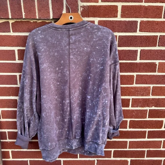 Graphic Sweatshirt - Picture 2 of 2